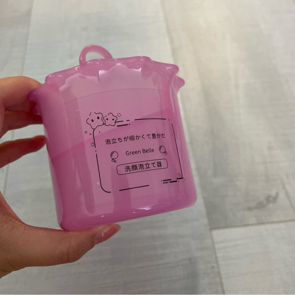 🌟10/$10 New Skincare Foaming Cleanser Gadget